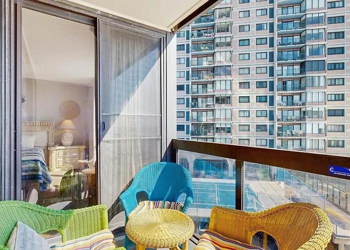 Sunny With Balcony Washer & Dryer Pools Gym Sauna & Ac