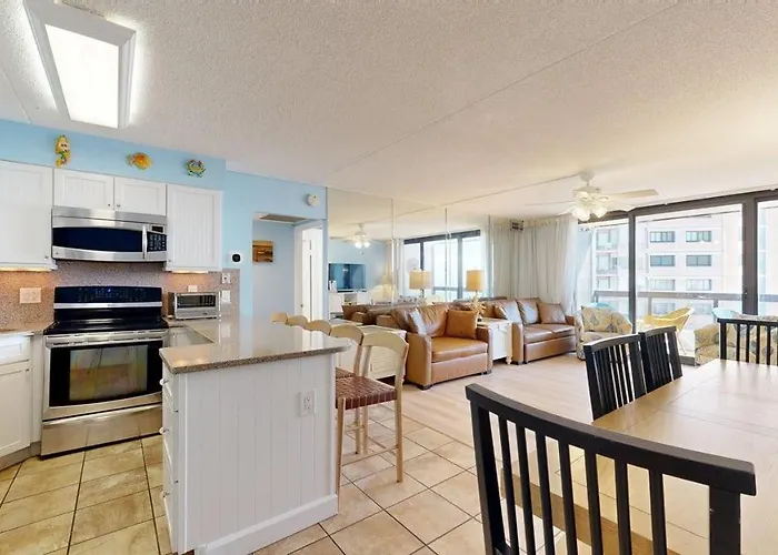 Holiday home Sunny With Balcony Washer & Dryer Pools Gym Sauna & Ac