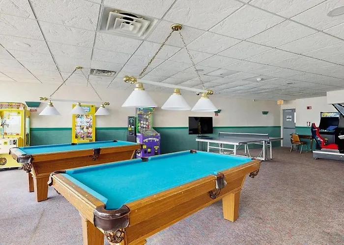Holiday home Sunny With Balcony Washer & Dryer Pools Gym Sauna & Ac Ocean City